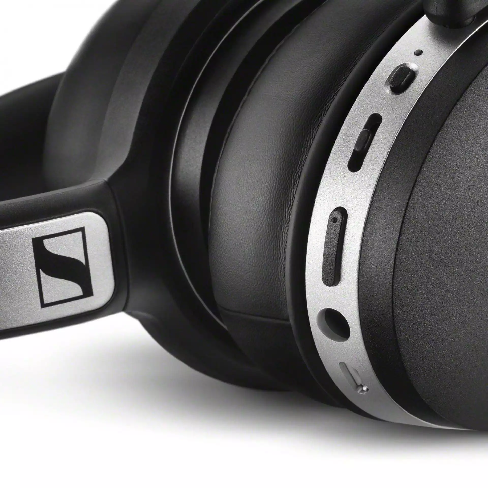 https://www.player.ba/images/products/big/24687.webp