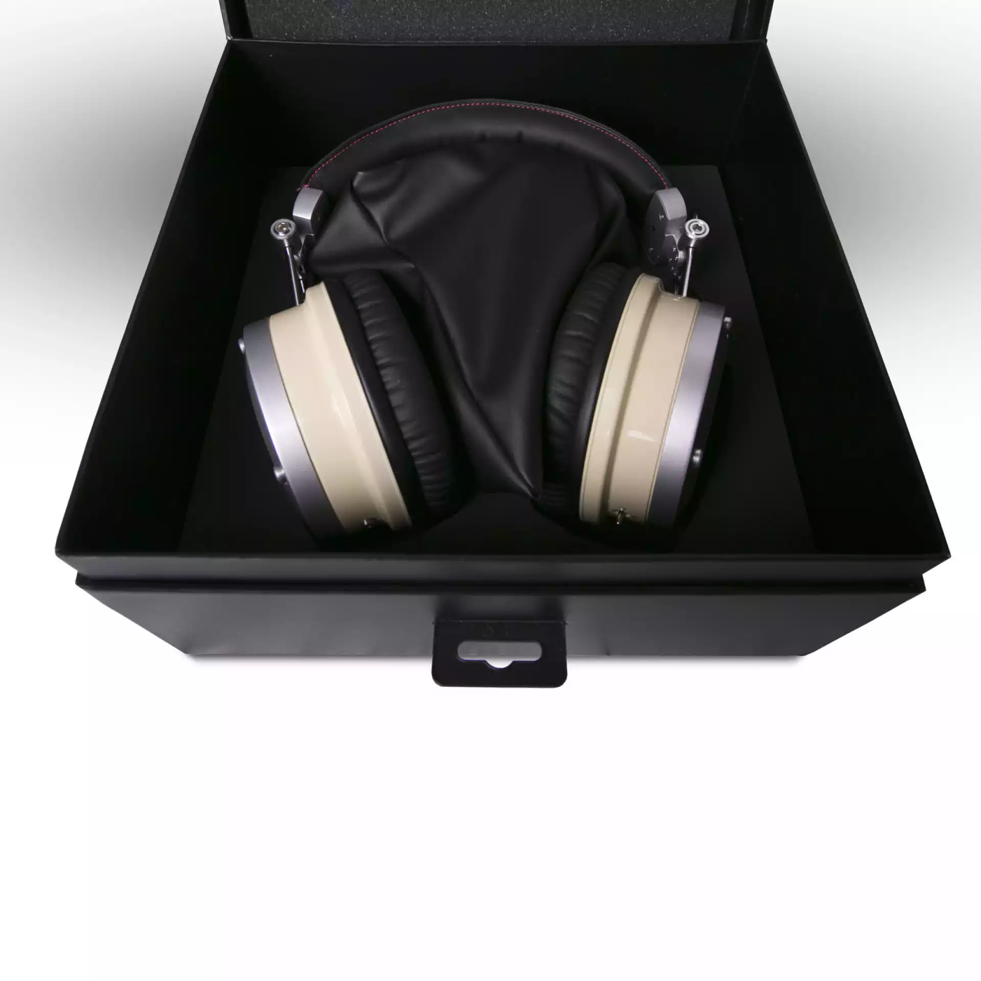https://www.player.ba/images/products/big/28626.webp