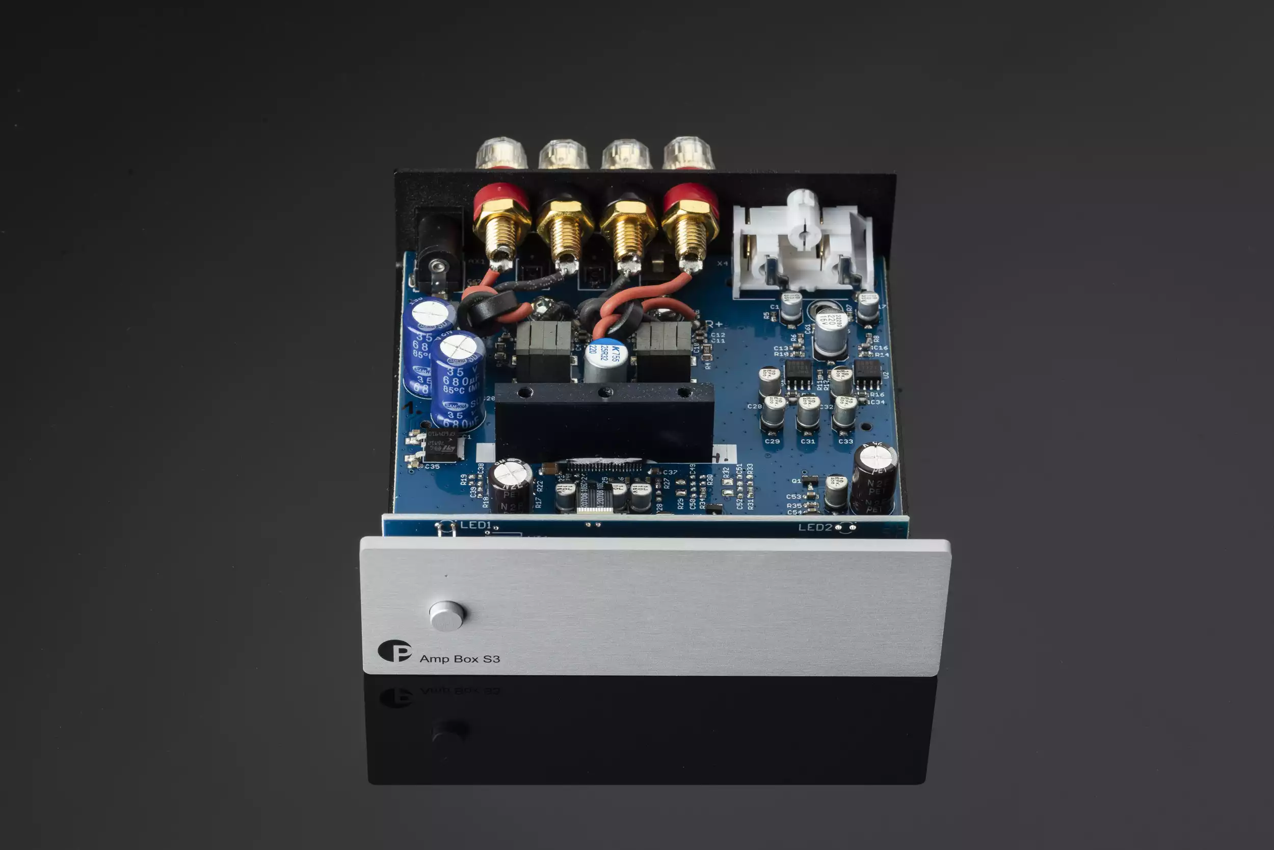 https://www.player.ba/images/products/big/44800.webp